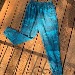 PINK Victoria’s Secret Camo Jogger Sweatpants